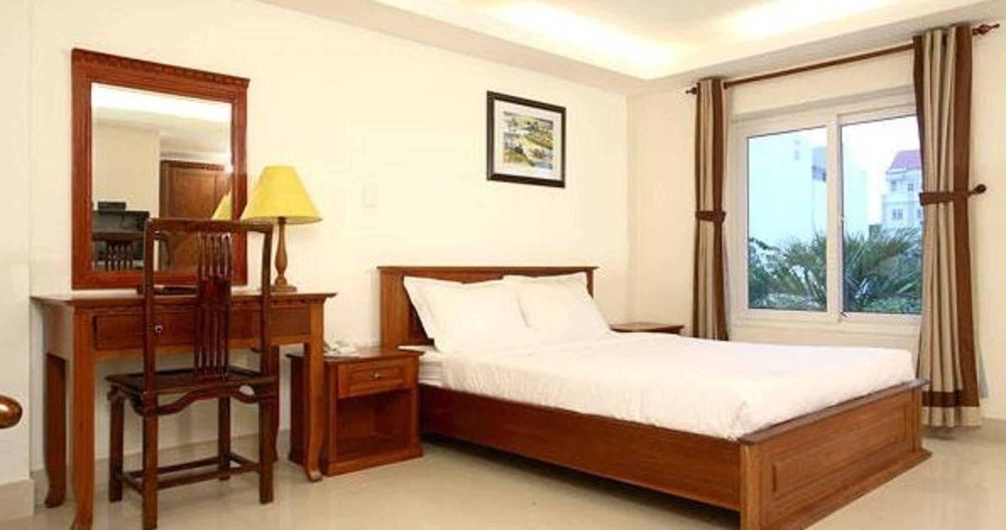 הו צ'י מין סיטי Golf Hotel מראה חיצוני תמונה