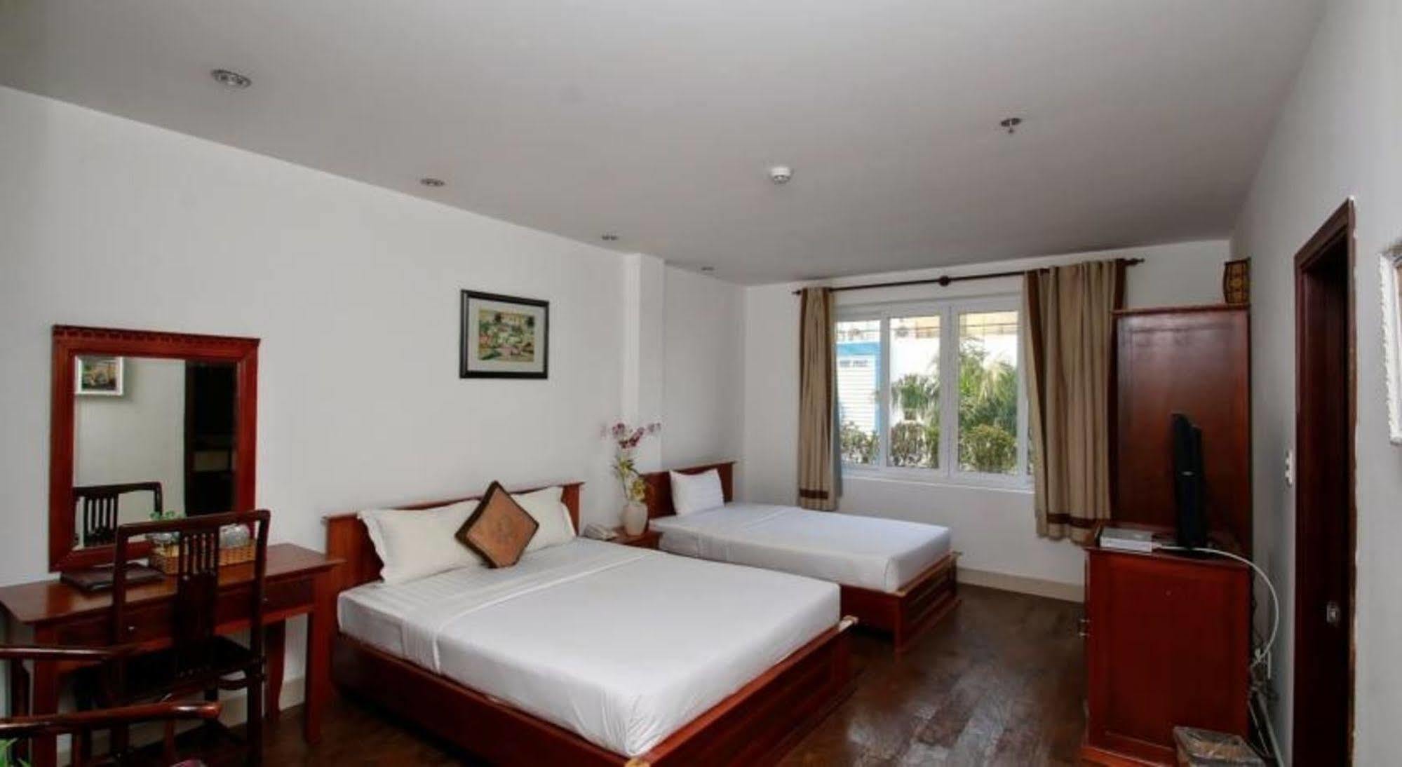 הו צ'י מין סיטי Golf Hotel מראה חיצוני תמונה